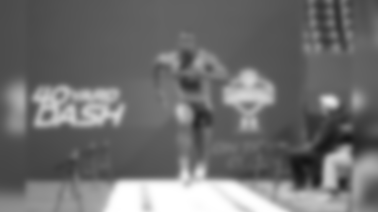 Michigan wide receiver Devin Funchess runs the 40 yard dash during the 2015 NFL Scouting Combine at Lucas Oil Stadium on Saturday, February 21, 2015 in Indianapolis, IN. (AP Photo/Johnny Vy)