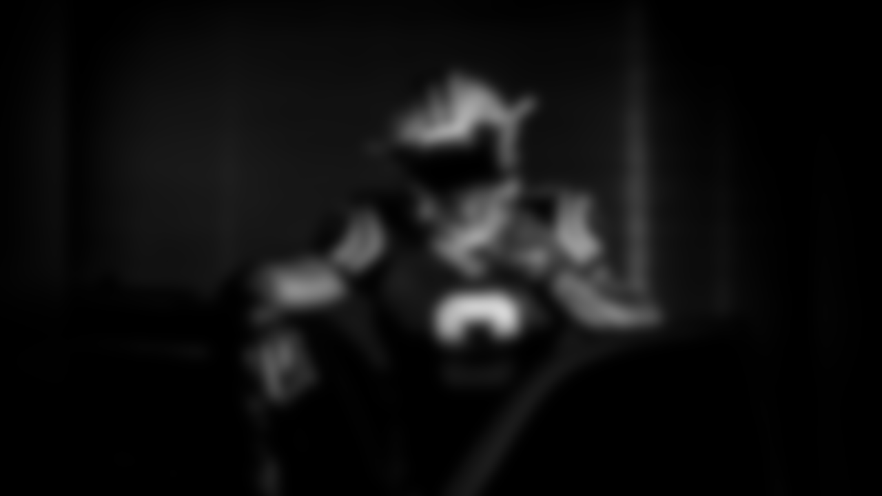 AllBlackUniform_324