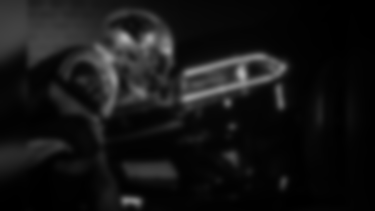 AllBlackUniform_219