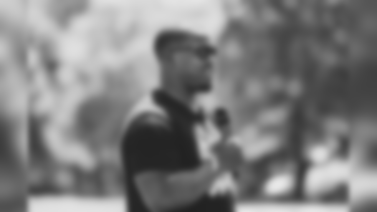 190424JonathanStewartPlay60_1127