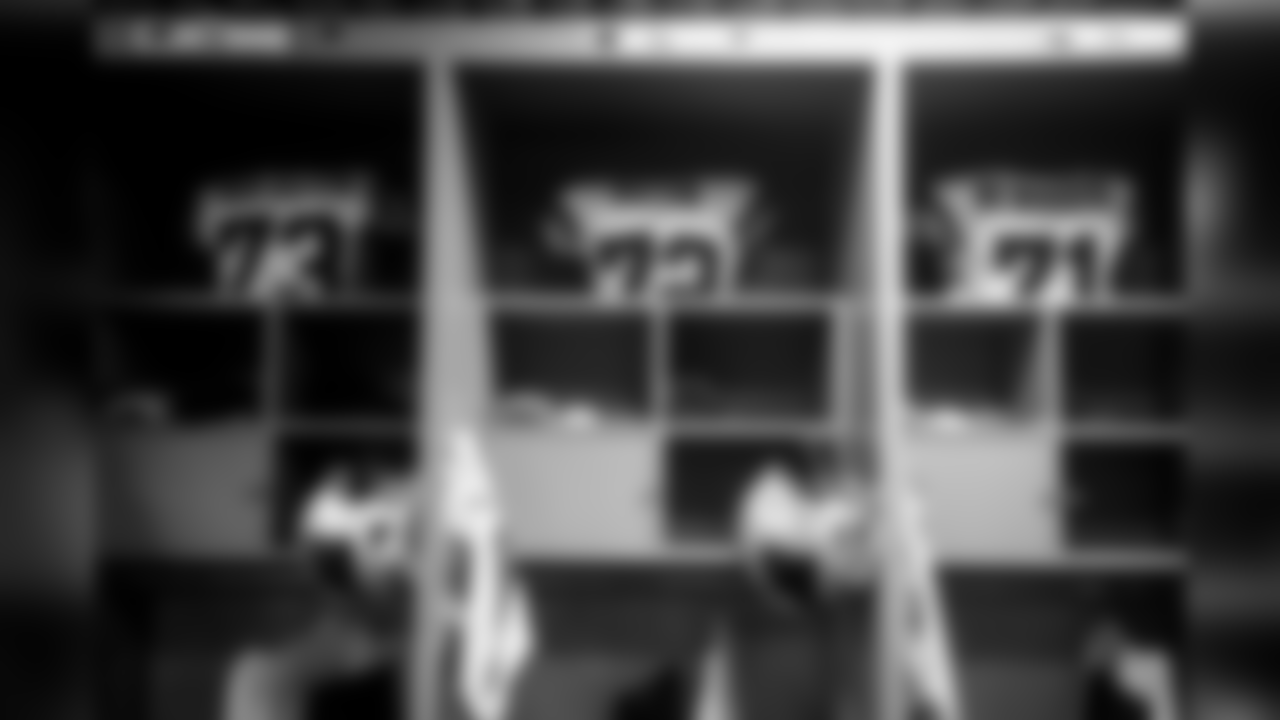 TBLockerRoom17