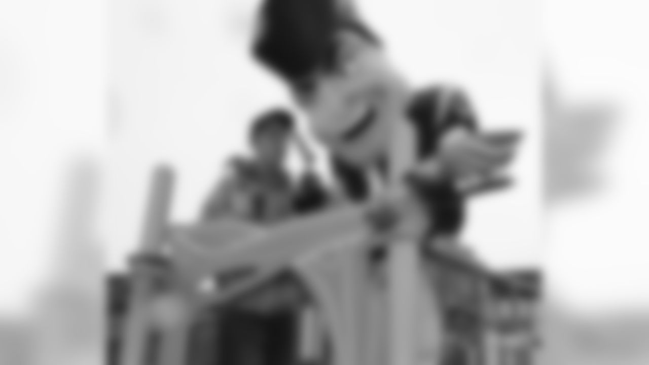 091818-PGBuild_EJA197-watermarked