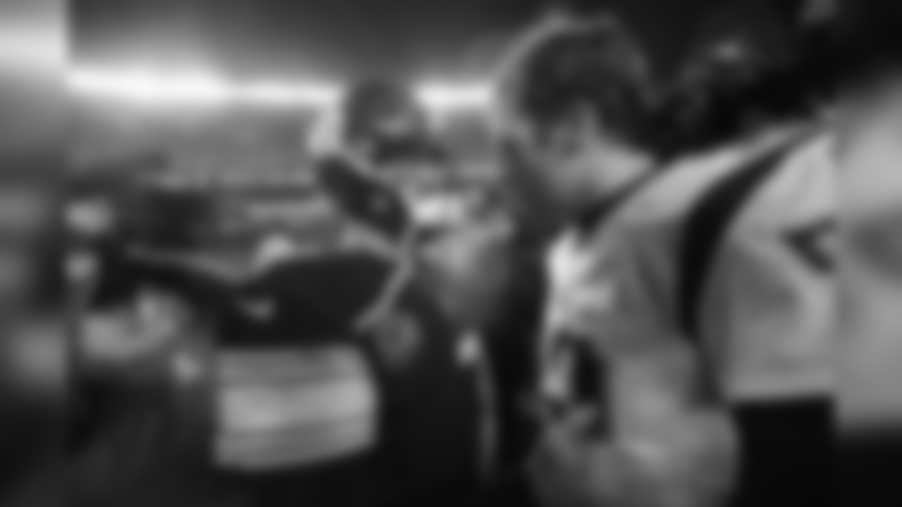 Ben Roethlisberger – Even with some typical questionable plays and his usual injuries, Roethlisberger is in the midst of another impressive season. He’s throwing the ball as much as ever and has the weapons to put up plenty of points in the passing game.