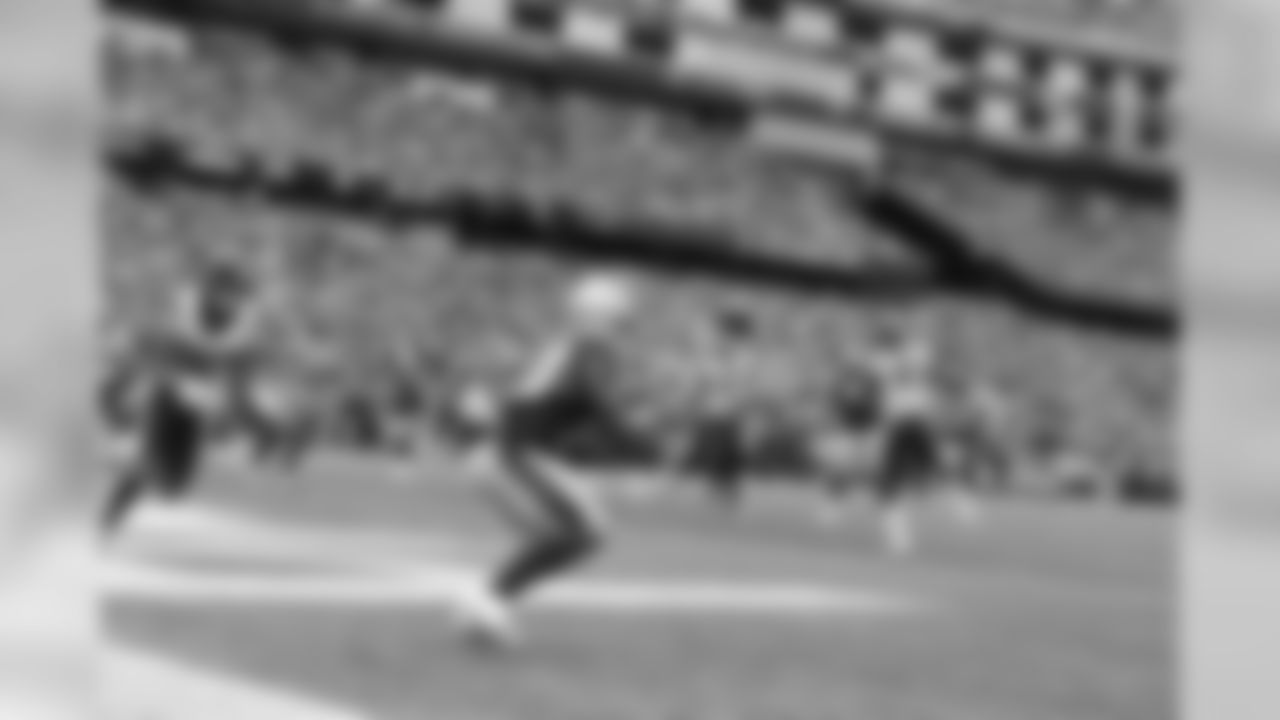 Phillip Dorsett catches the TD