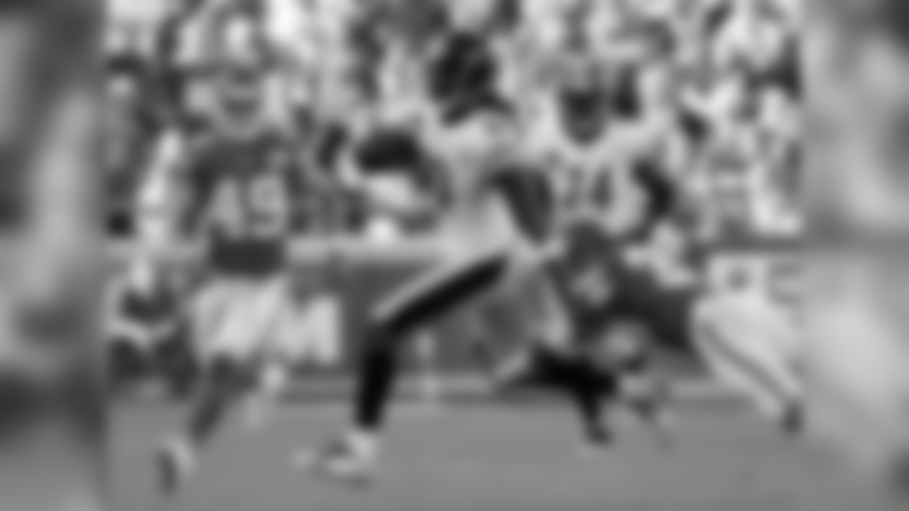 Ed Zurga/Associated Press