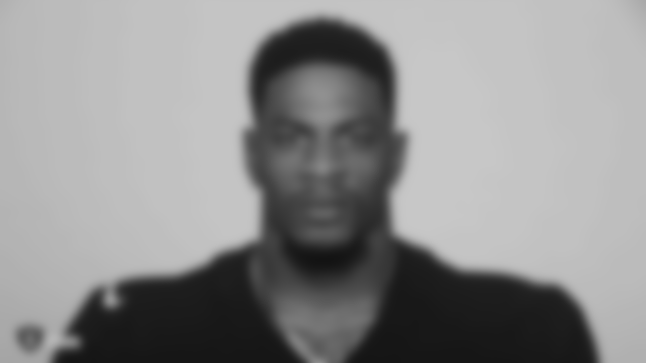 DB Tevin Mitchel