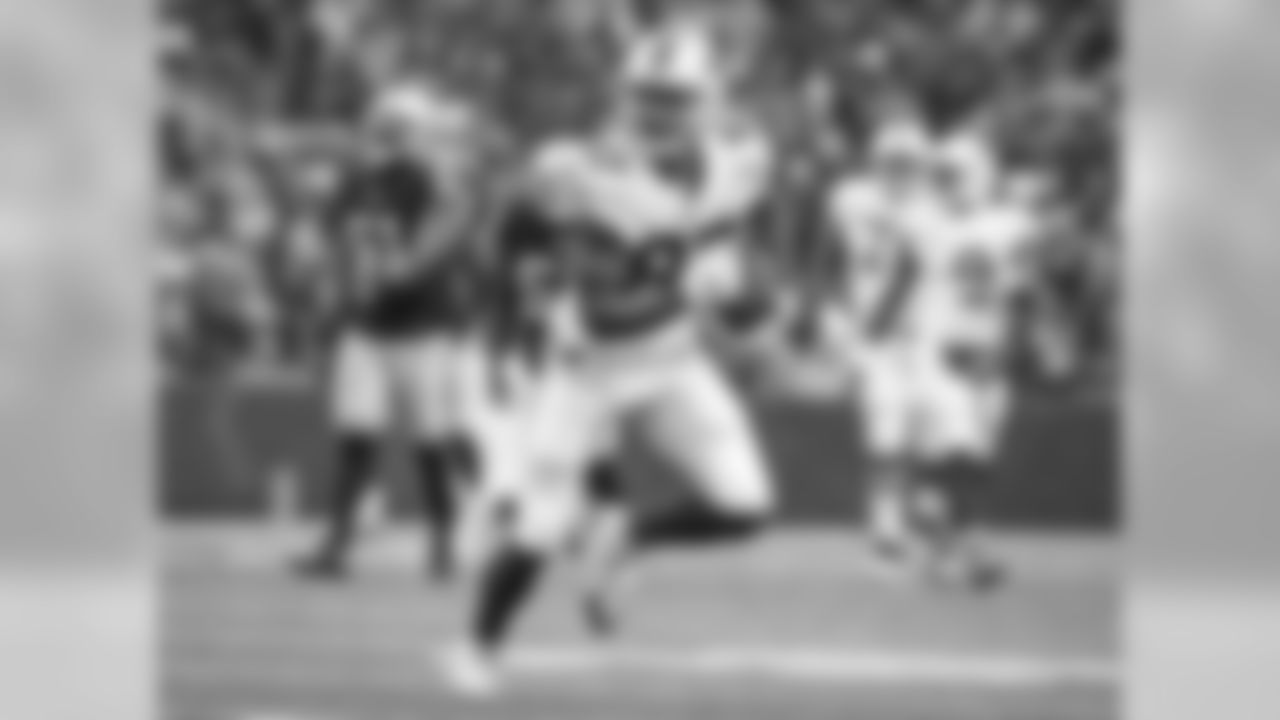 Buffalo Bills wide receiver Jordan Matthews, Adrian Kraus/Associated Press