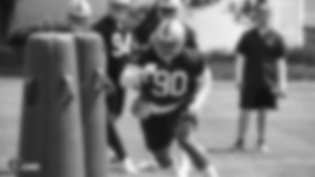 Raiders defensive tackle Johnathan Hankins (90) at an Organized Team Activity (OTA) at the Raiders Practice Facility in Alameda, Calif.