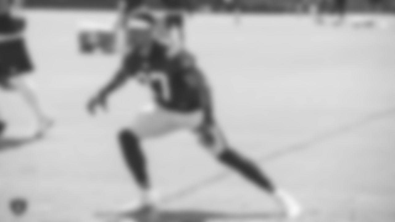 DB Tevin Mitchel
