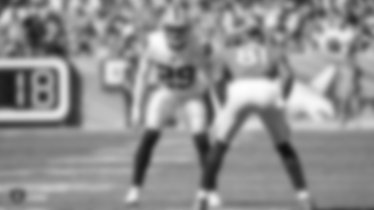CB Leon Hall (IR) - Unrestricted