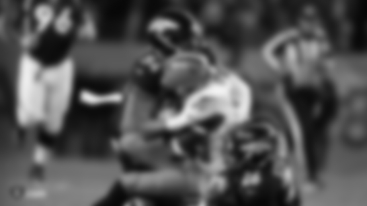 LB Brandon Marshall