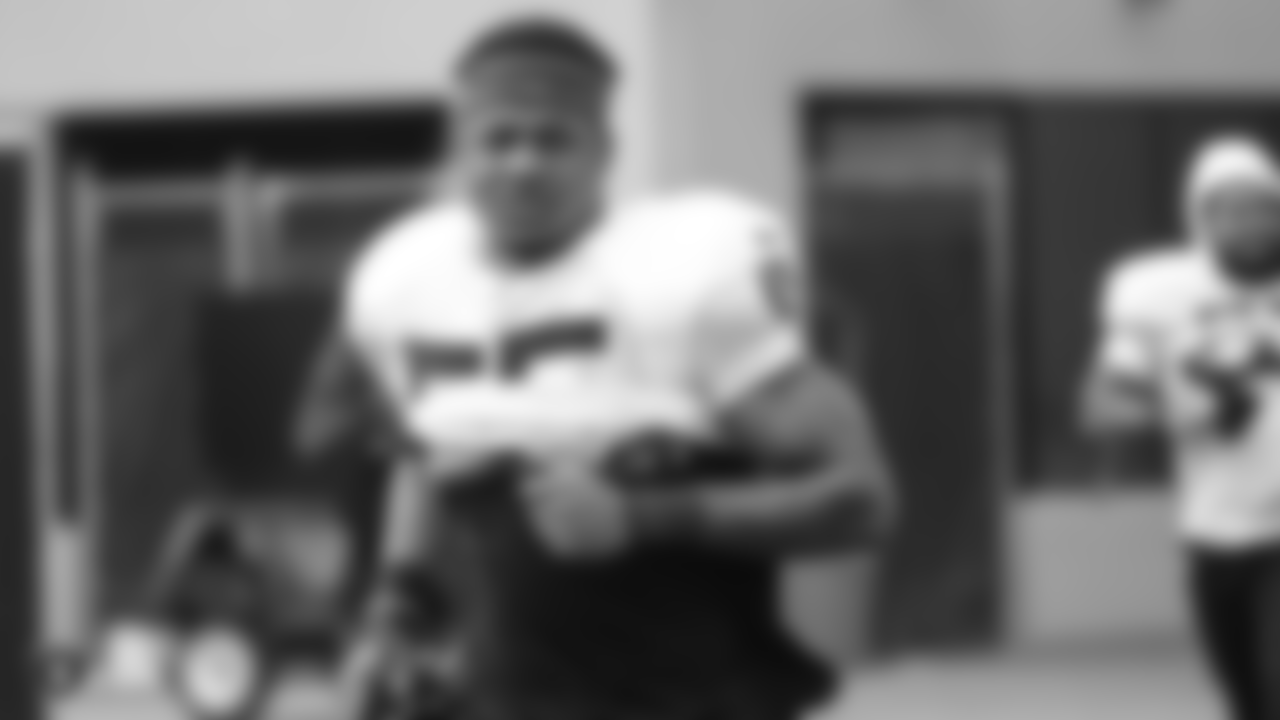 Oakland Raiders linebacker Marquel Lee (55) on the field for practice at the Oakland Raiders Practice Facility, Thursday, December 20, 2018, in Alameda, California.