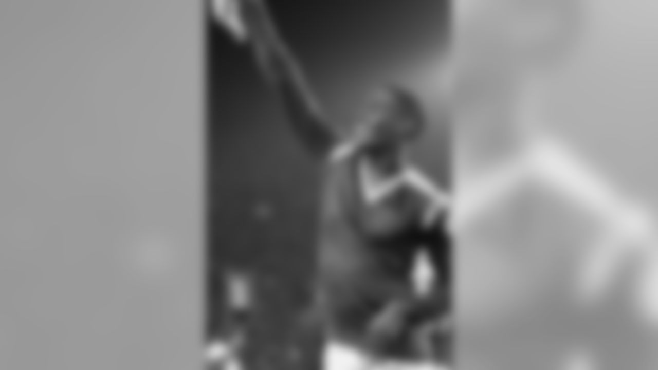 1D2B4956