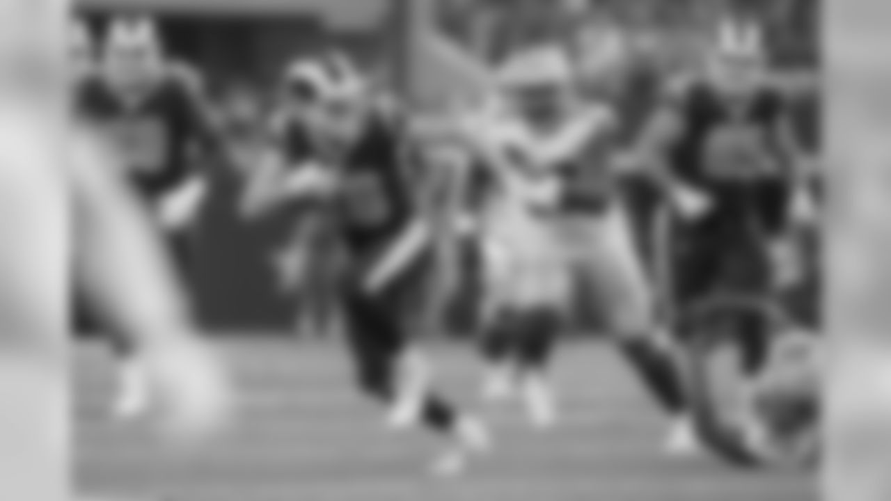 Wide receiver (18) Cooper Kupp of the Los Angeles Rams against the Dallas Cowboys during the Rams 35-30 victory over the Cowboys in an NFL week 4 football game, Sunday, October 1, 2017, in Arlington TX. (Jeff Lewis/Rams)