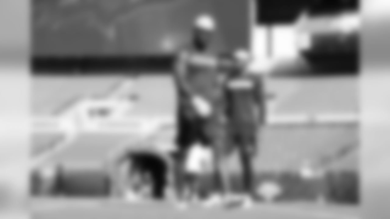 JL8_0686