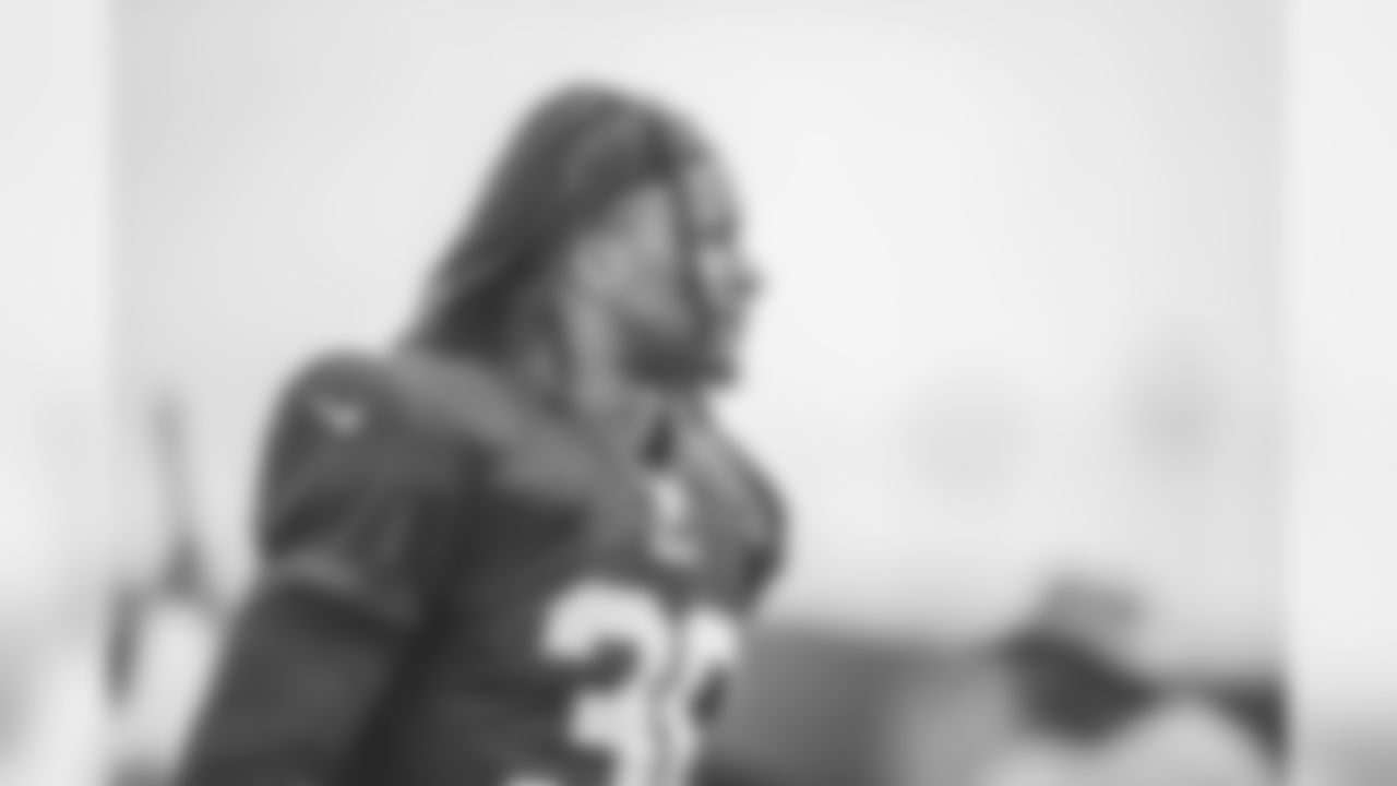 Running back (30) Todd Gurley of the Los Angeles Rams practices, Thursday, November 1, 2018, in Thousand Oaks, CA. (Jeff Lewis/Rams)