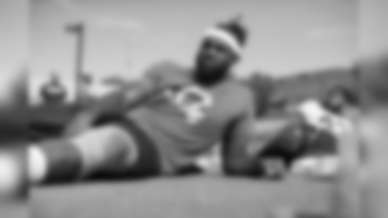 Defensive tackle (90) Michael Brockers of the Los Angeles Rams works out on day 6 of Phase I of the offseason program workouts, Tuesday, April 23, 2019, in Thousand Oaks, CA. (Jeff Lewis/Rams)