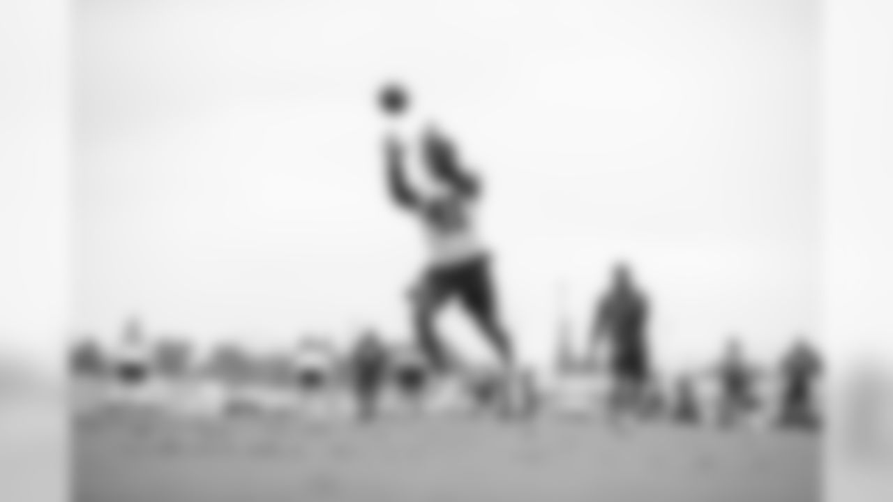 Cornerback (41) David Long, Jr. of the Los Angeles Rams works out on the field during Phase II of the offseason program, Wednesday, May 15, 2019, in Thousand Oaks, CA. (Jeff Lewis/Rams)