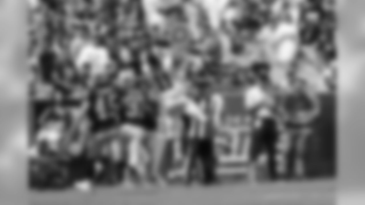 JL8_3666