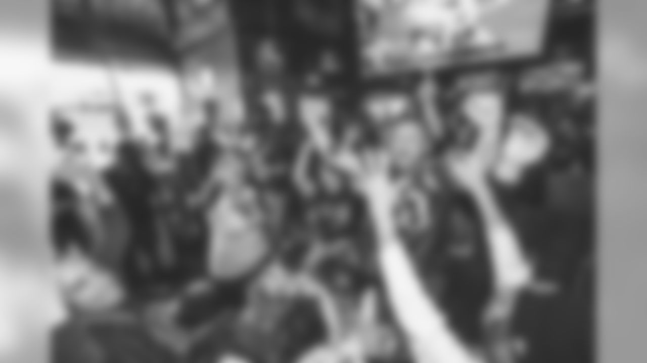 Big Wangs in North Hollywood hosts Los Angeles Rams fans, NFL Legend Jackie Slater, Cheerleaders and team mascot Rampage for an NFC Championship game watch party to cheer on their Los Angeles Rams defeat the New Orleans Saints, 26-23 to advance to Super Bowl LIII. (Will Navarro/Rams)