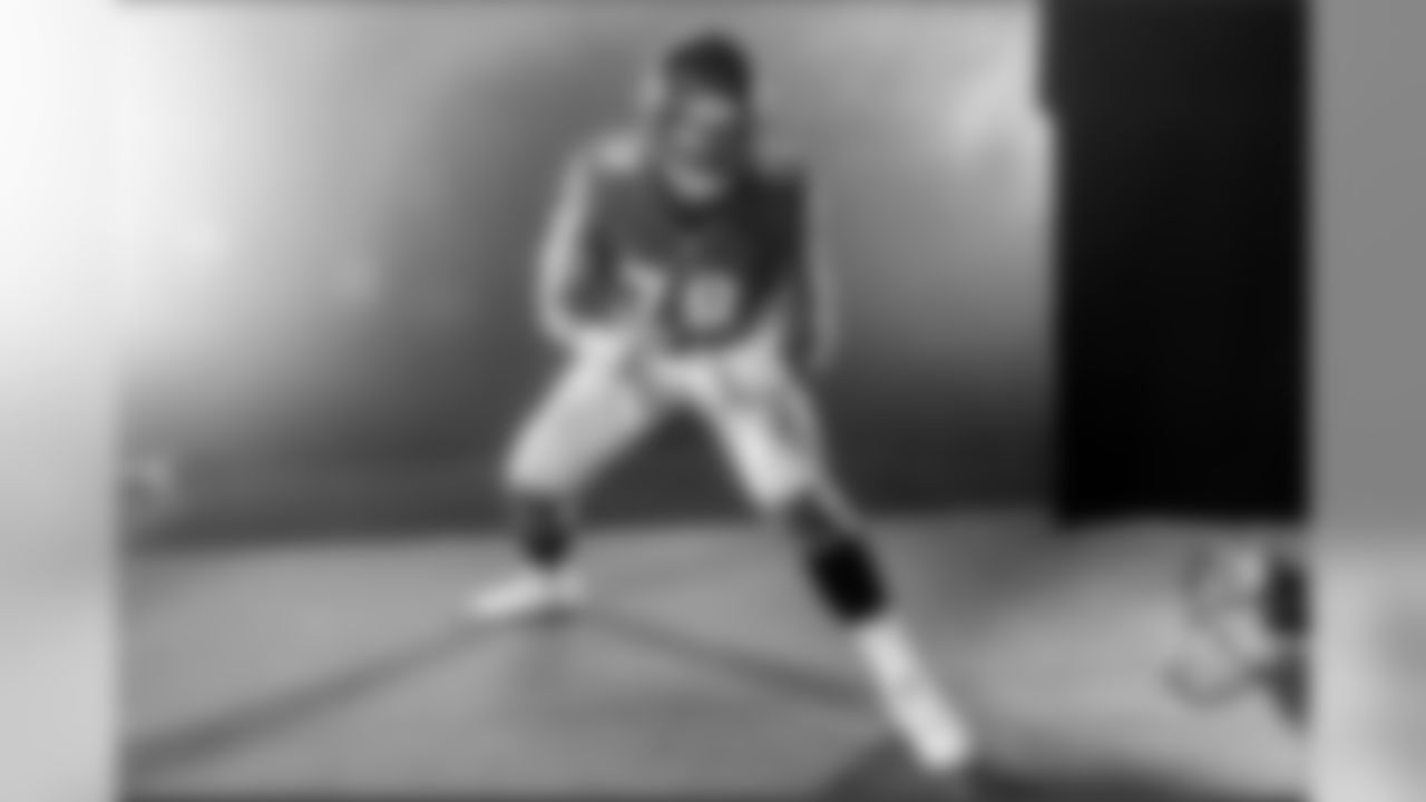 @zeus__78 (Orlando Brown Jr.) I cannot blindly follow the crowd and accept their approach... I have come to understand that life is best to be lived and not to be conceptualized...Daily growth.