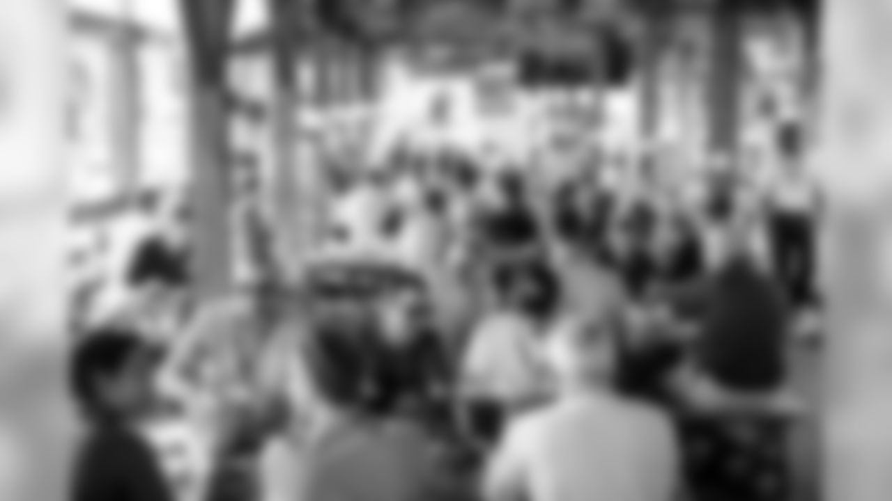 CrabFeast061517sh052