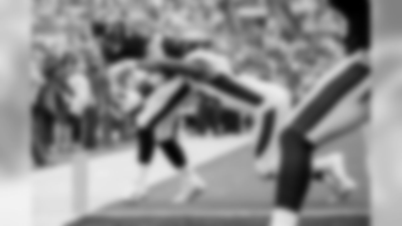 Broncos092318sh017WEB
