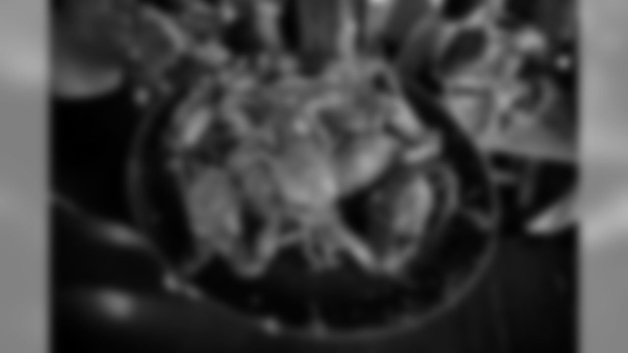 CrabFeast061517sh056