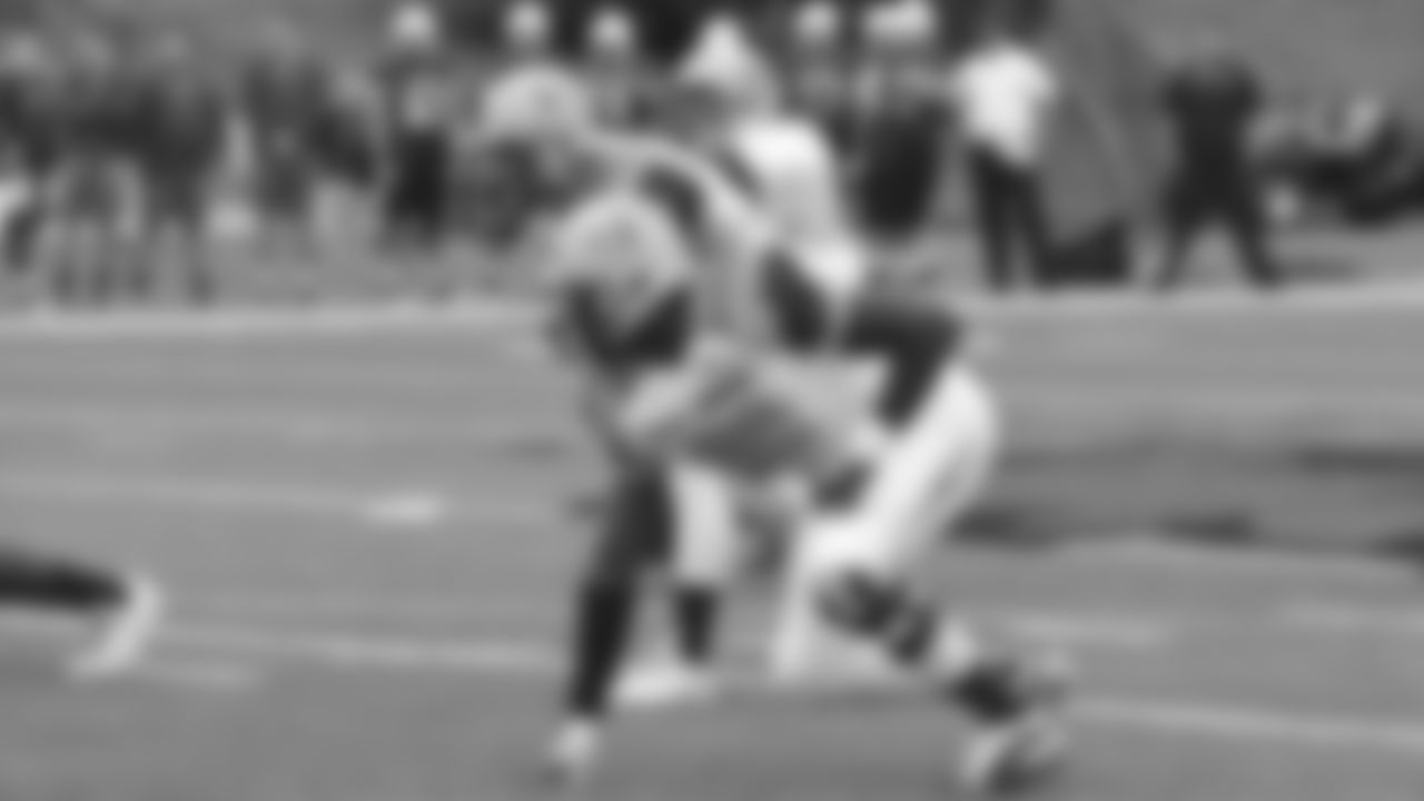 OLB Michael Onuoha