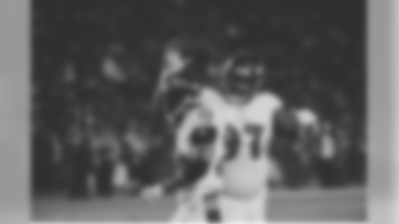 @mpierce_97 (Michael Pierce) SPECIALIZE IN WALK UPS 🦍⏱