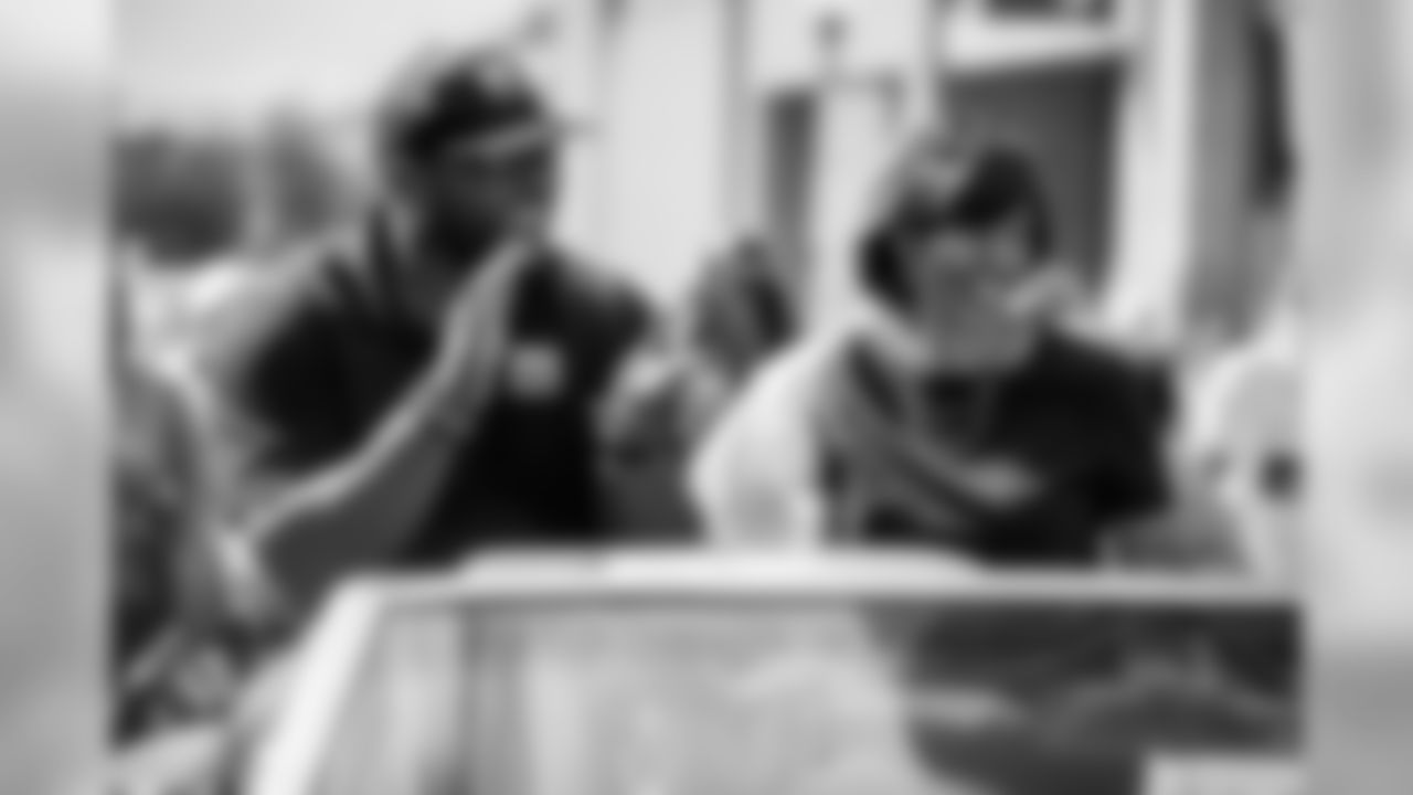 RayLewisParade092218sh021