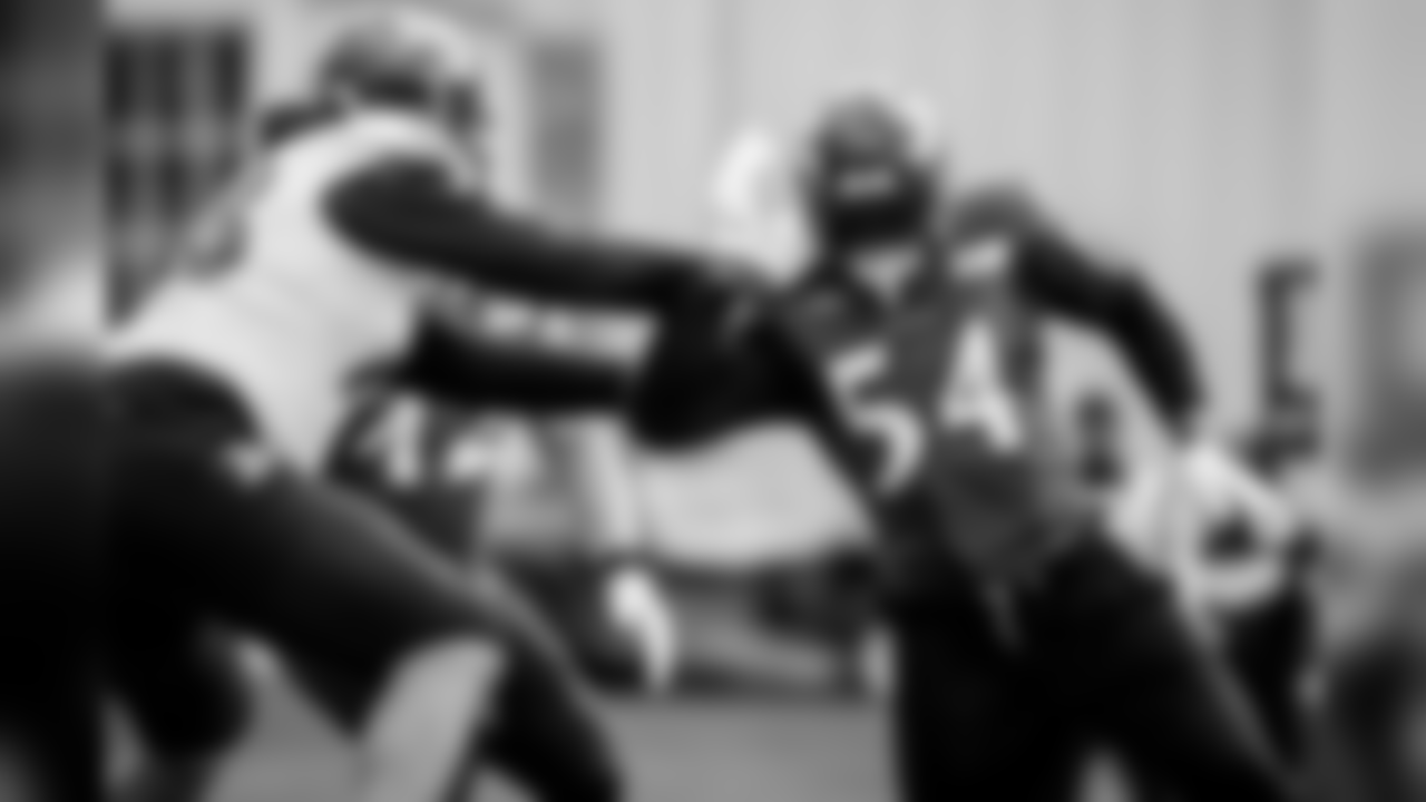 OLB Tyus Bowser