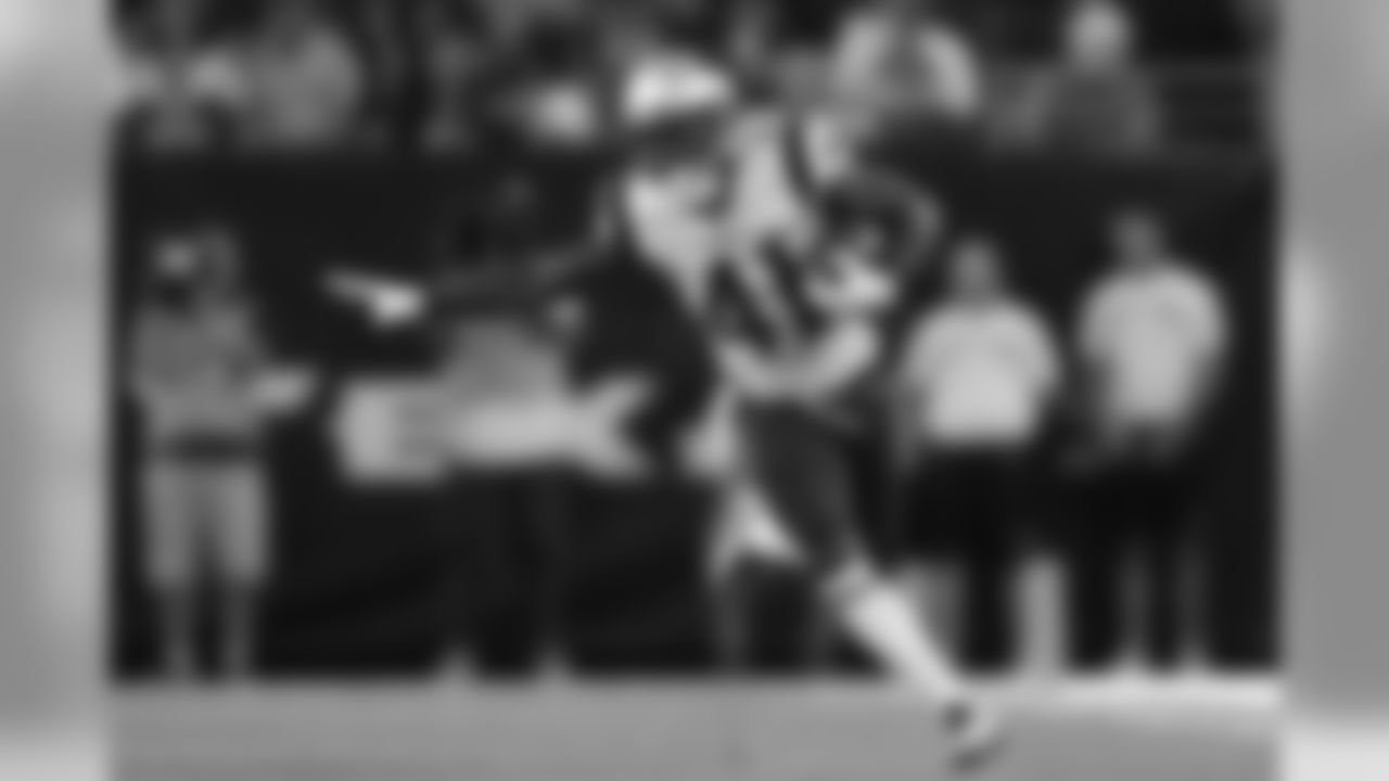 CB Cyrus Jones