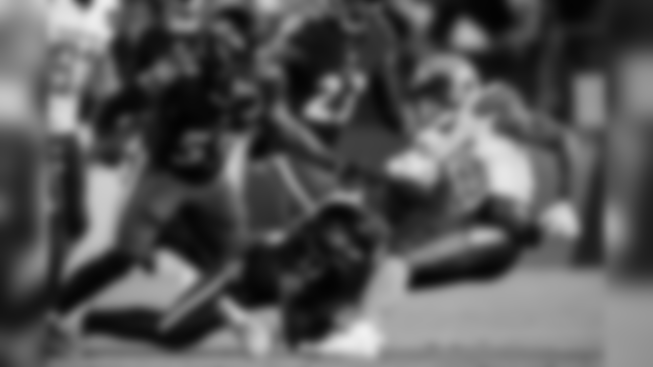Browns123118sh48