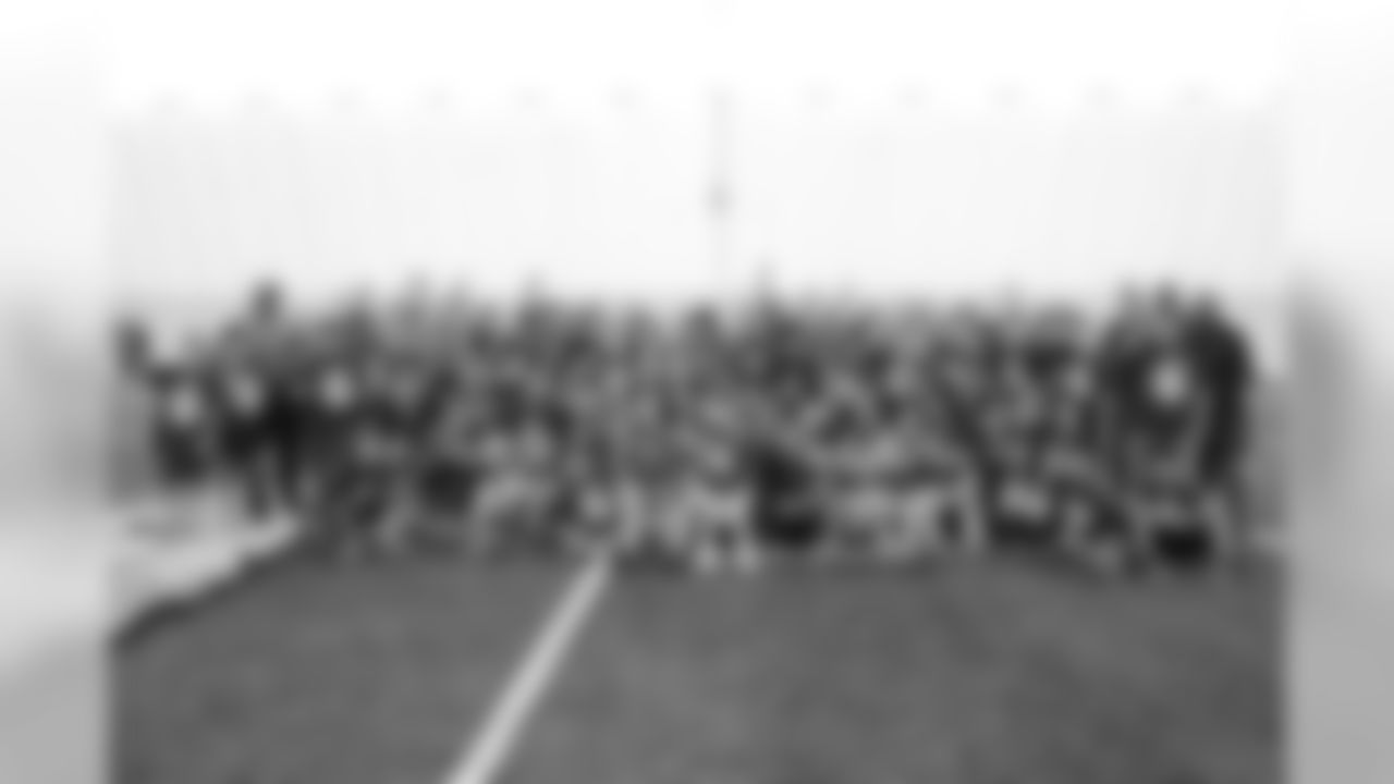 washington_redskins_gatorade_junior_camp_071