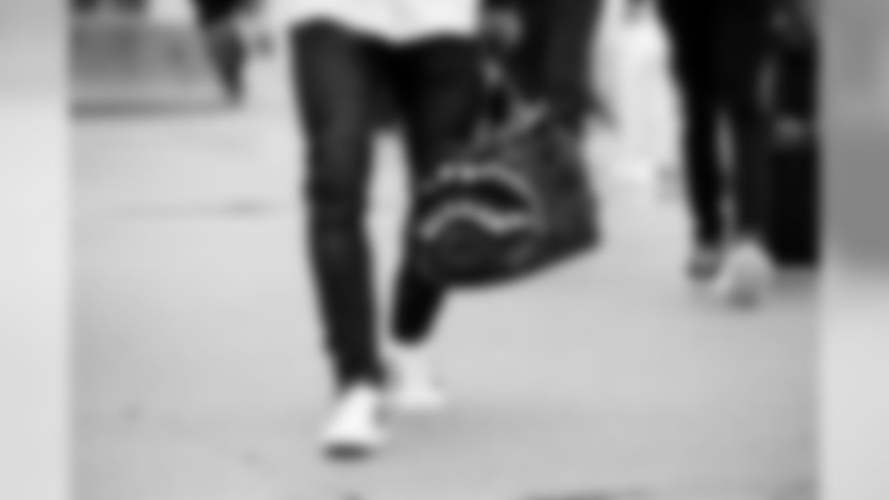 102718Travel-011