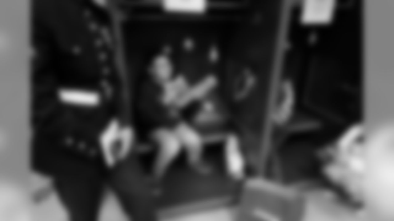 121118SantaShoppe008