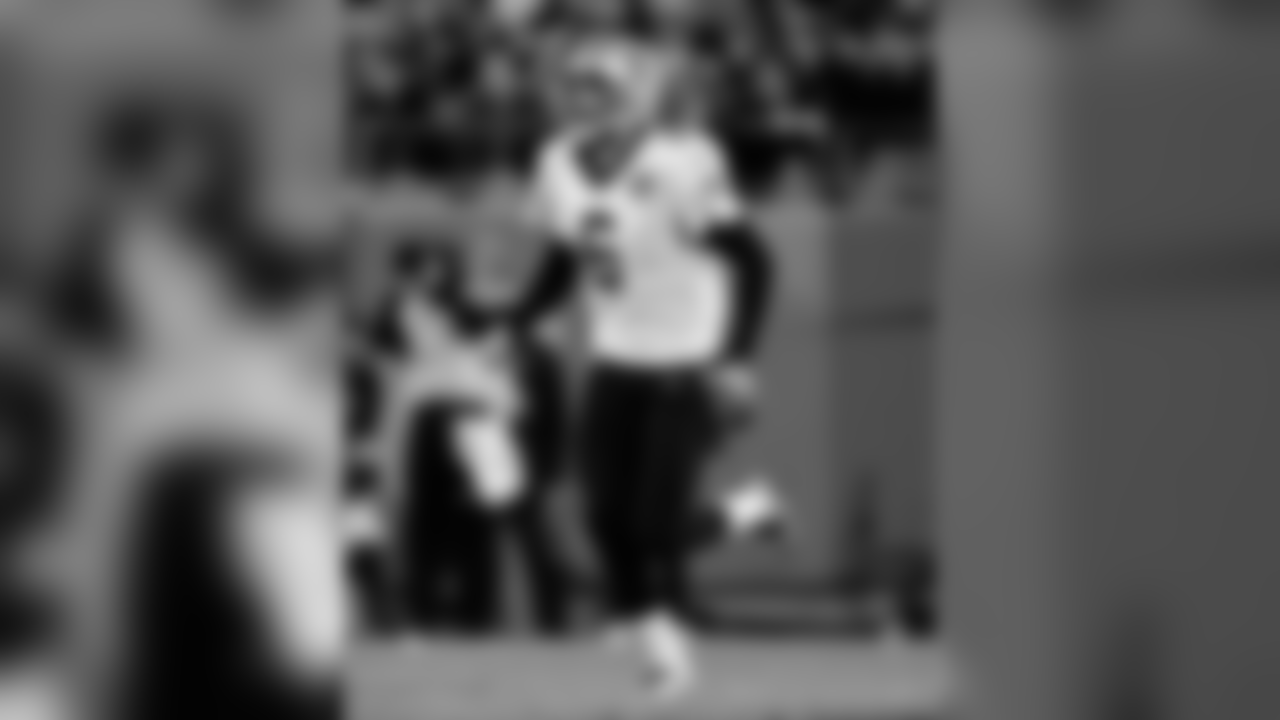 Saints 12 - Carolina 9 (W)
New Orleans Saints 2018 Season
Michael C. Hebert