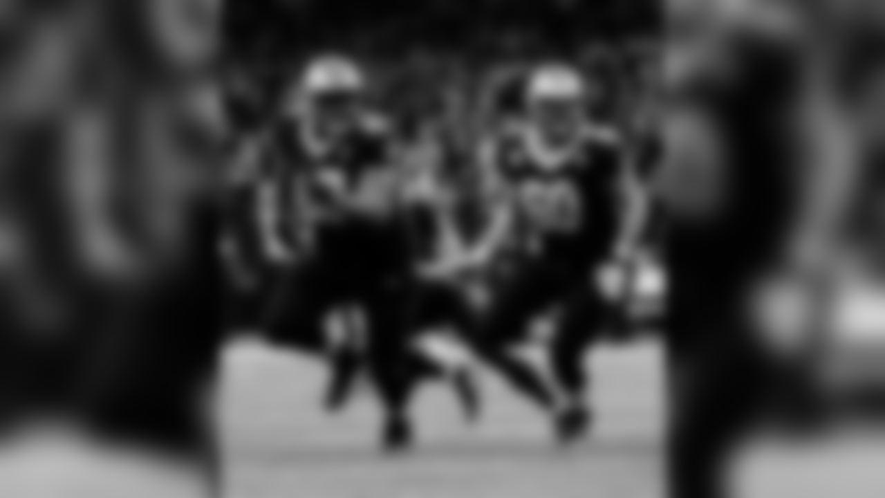 Saints 20 - Eagles 14 (W)
Divisional Game
Michael C. Hebert