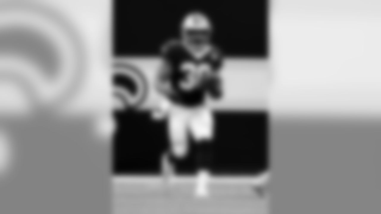 August 18, 2018
Pre Season Game - 1P
Arizona 20 - New Orleans 15 (L)
New Orleans Saints 2018 Season
Michael C. Hebert