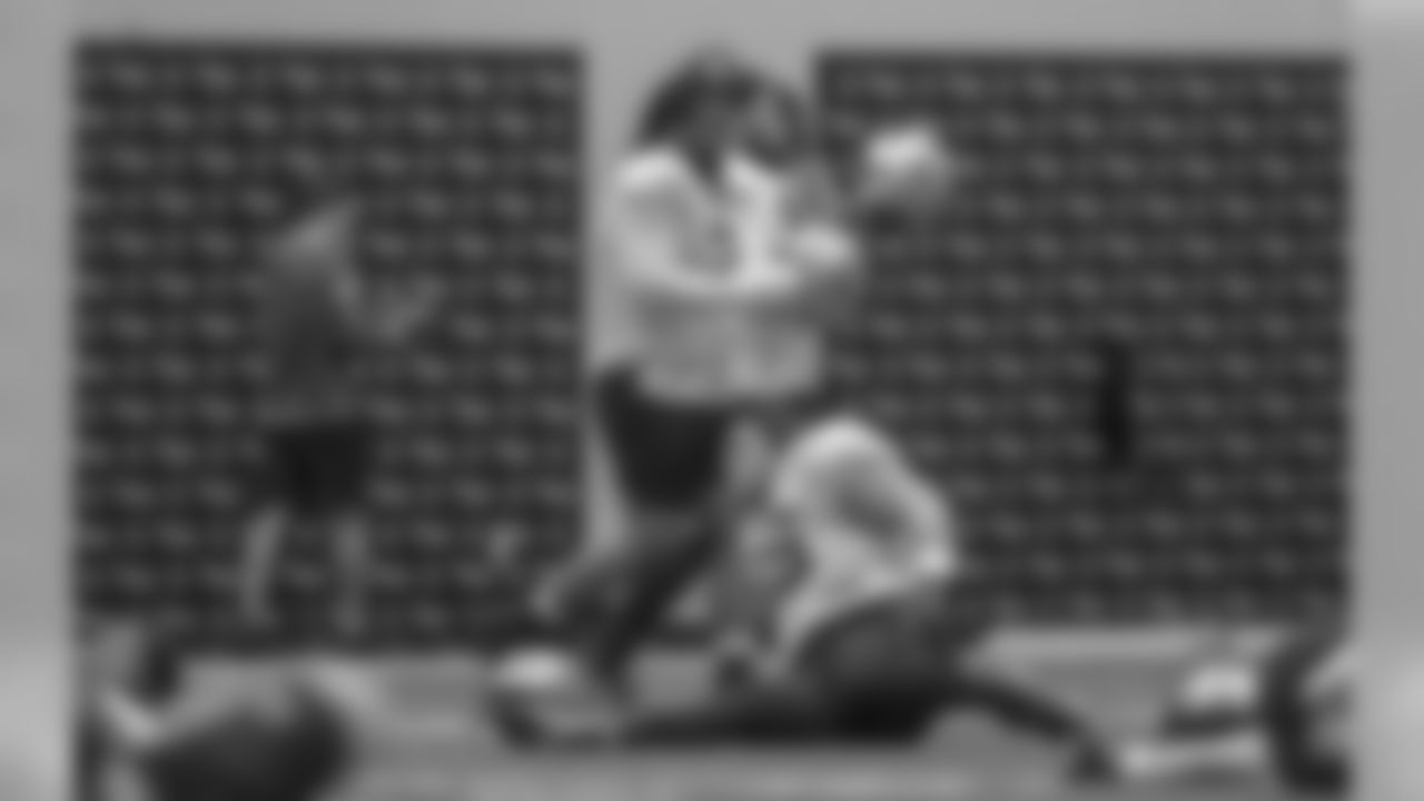 Gallery-playoff-practice-2560-14400095