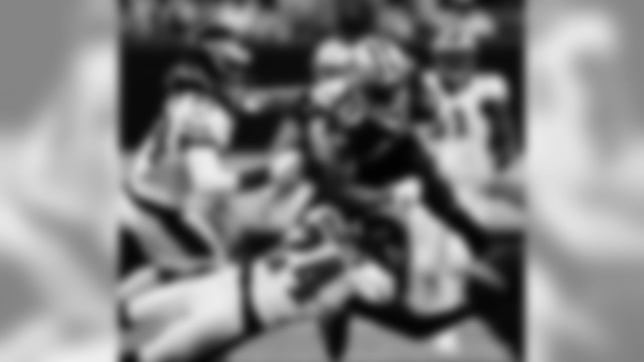 Saints 20 - Eagles 14 (W)
Divisional Game
Michael C. Hebert