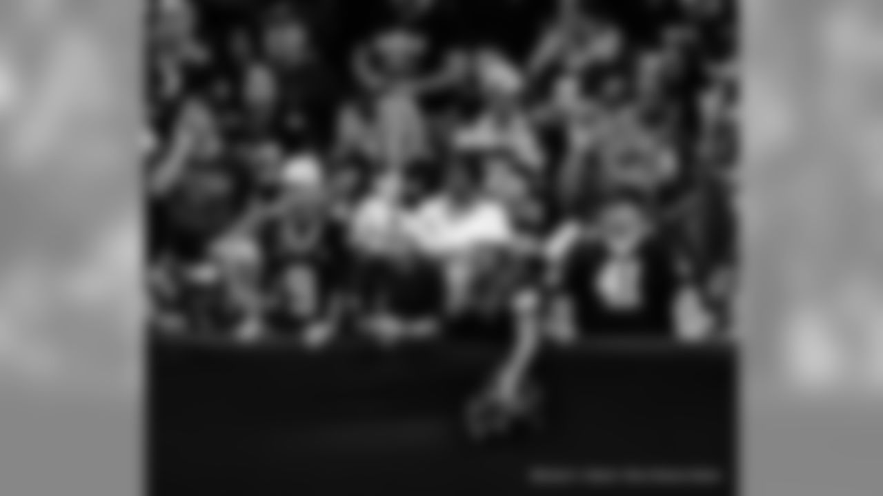 Gallery-NOSLAR-WK9-110418-0321