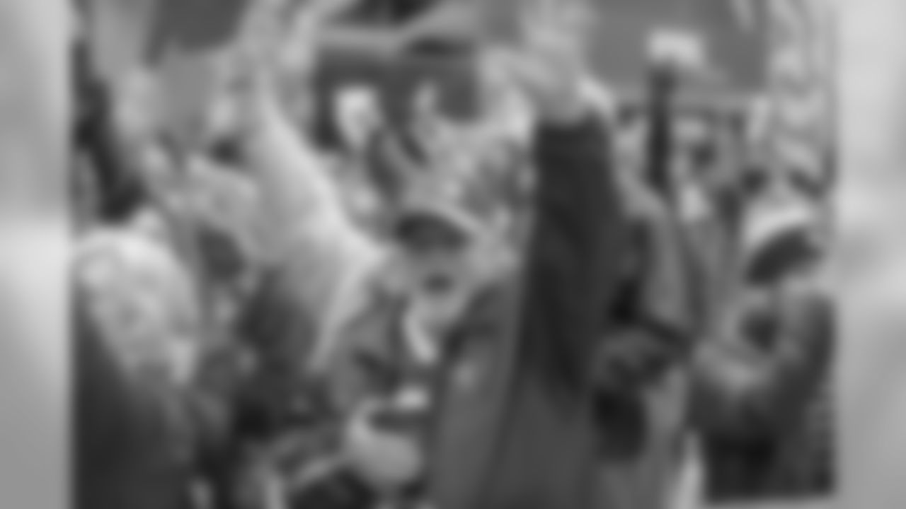 Gallery-Pep-Rally-2560-1440802