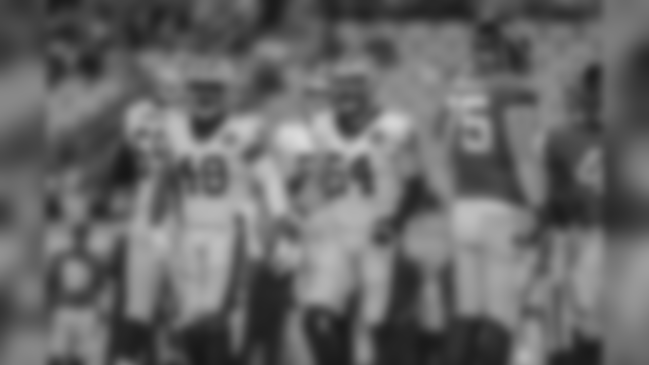 Gallery-preseason-game1-2560x14402407