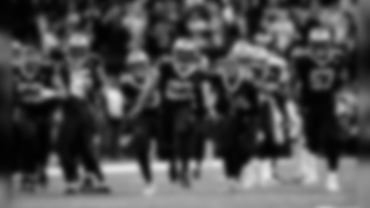 Saints 20 - Eagles 14 (W)
Divisional Game
Michael C. Hebert