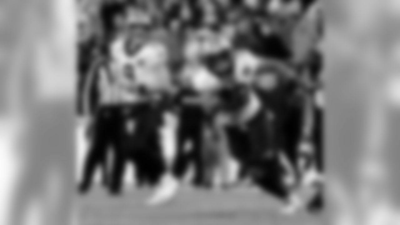 Saints 12 - Carolina 9 (W)
New Orleans Saints 2018 Season
Michael C. Hebert