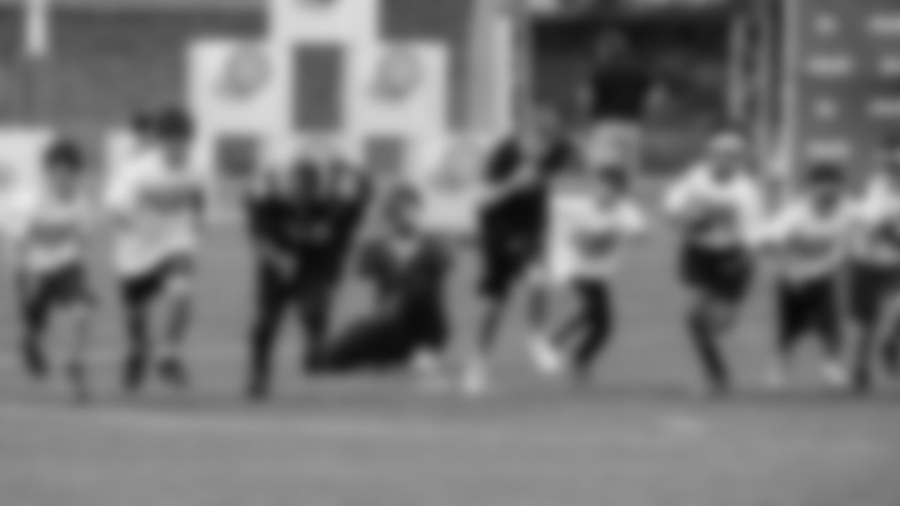 New Orleans Saints players Cameron Jordan, Terron Armstead, David Onyemata, Vonn Bell and Saints Hall of Famer Michael Lewis hosted an NFL Play 60 camp for kids in Vancouver, Canada on May 26, 2018.