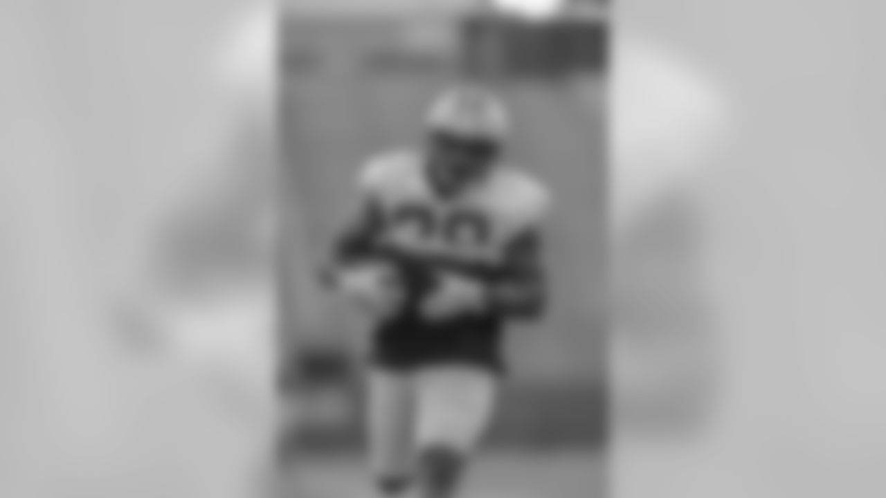 Gallery-training-camp-Tulane-2560x1440826