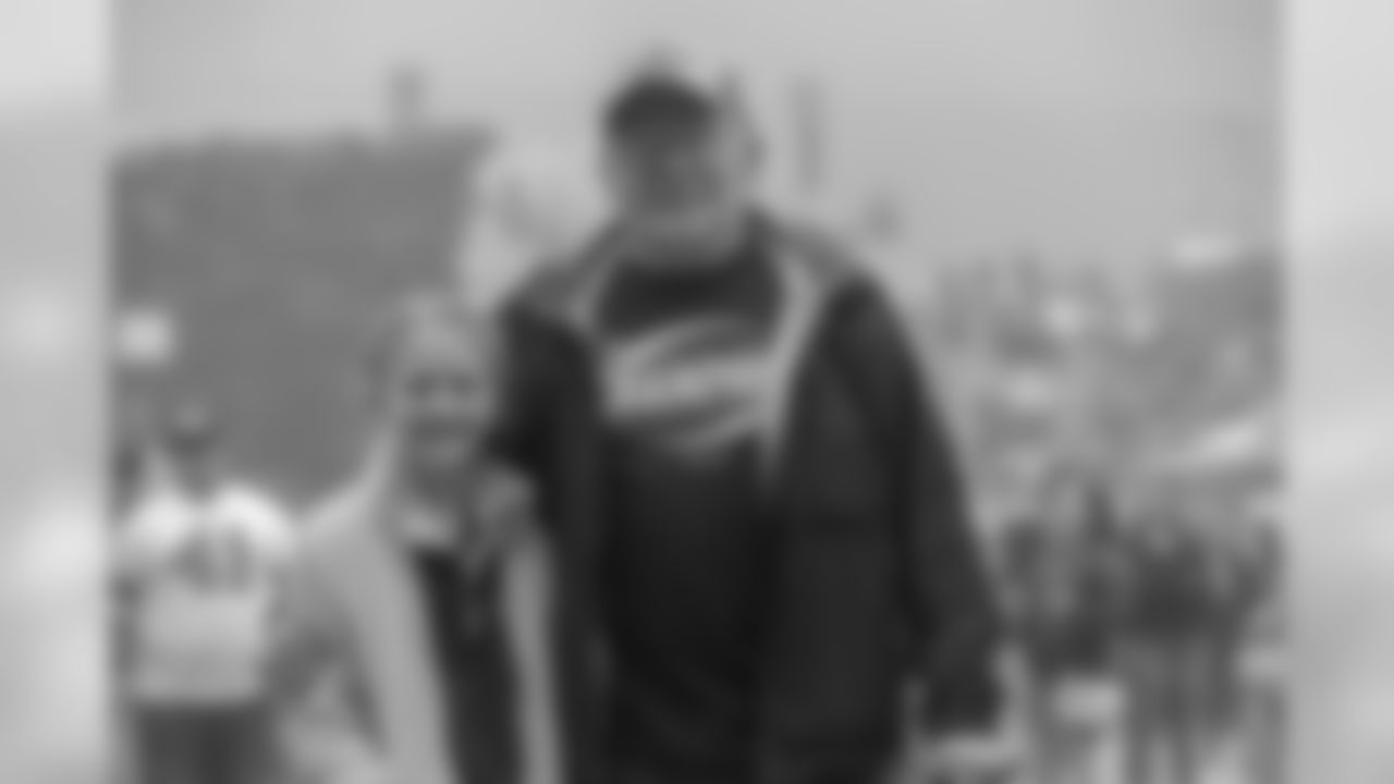 Gallery-Champions-2560-1440-692